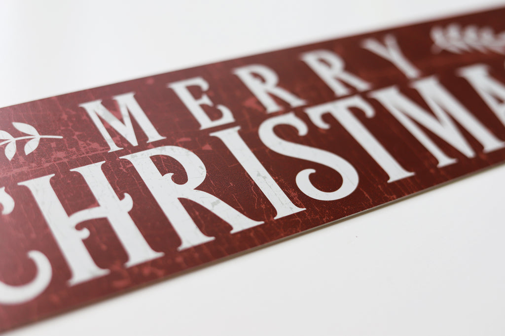 Rustic Red "Merry Christmas" Metal Sign.