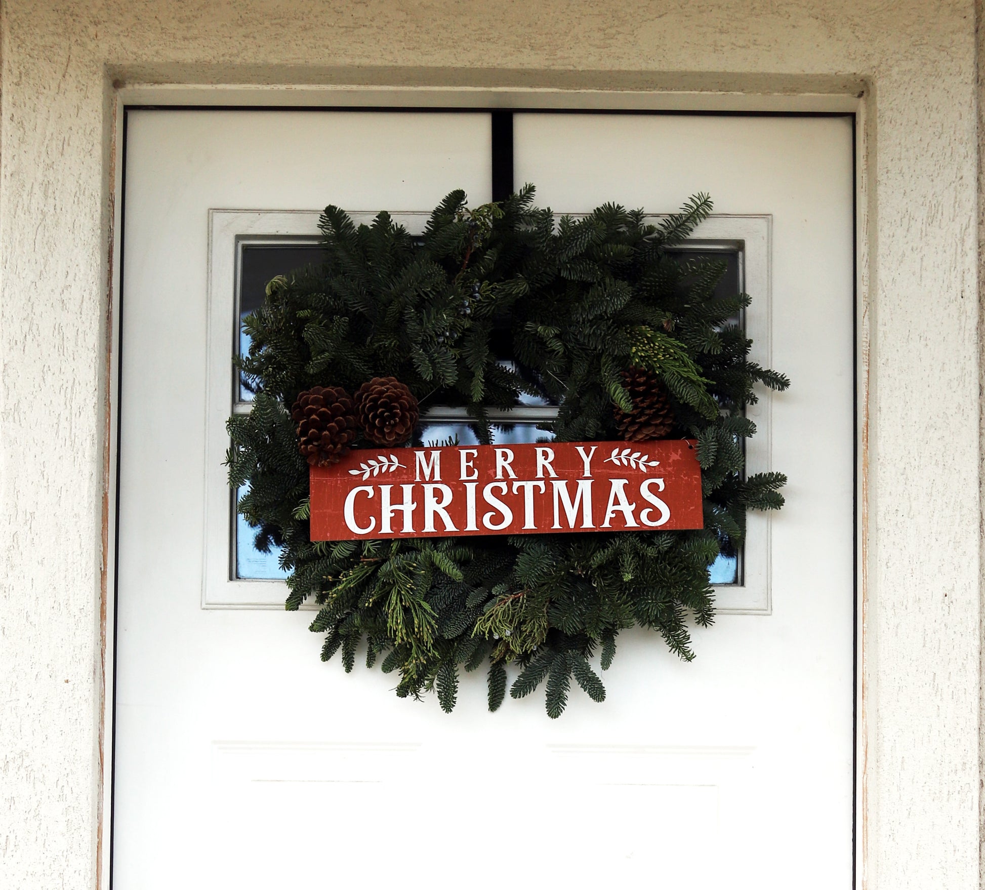 Rustic Red "Merry Christmas" Metal Sign - The Sign Shoppe 